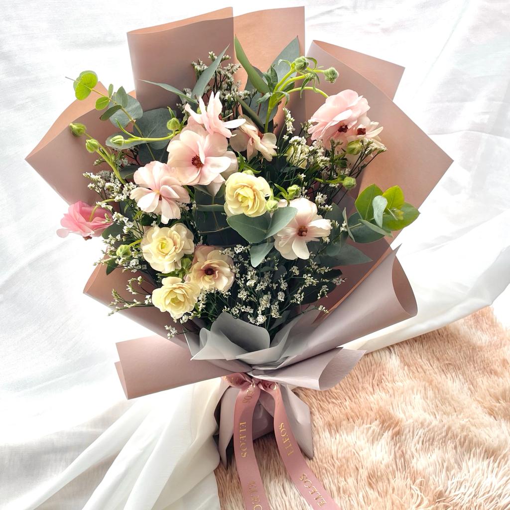 Fresh pretty and unique butterfly ranunculus buttercups bouquet under $100 in Singapore with free delivery