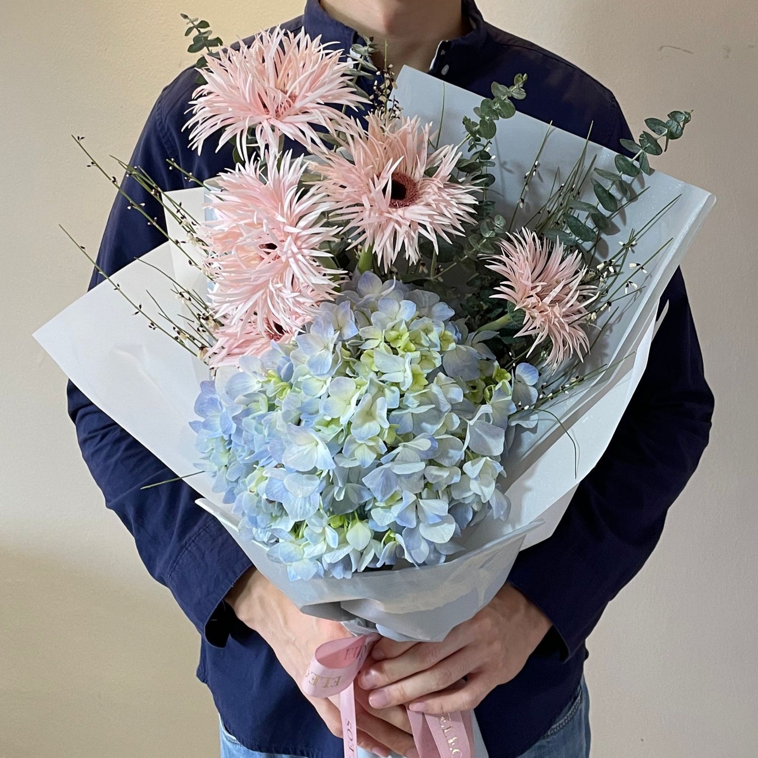 Fresh Hydrangea & Daisies Bouquet Under 80